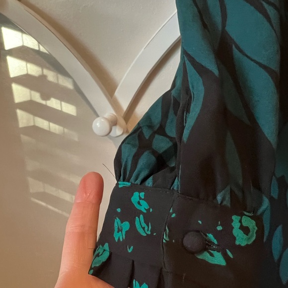 CAbi Autum Dress size Large includes slipdress - Picture 12 of 13